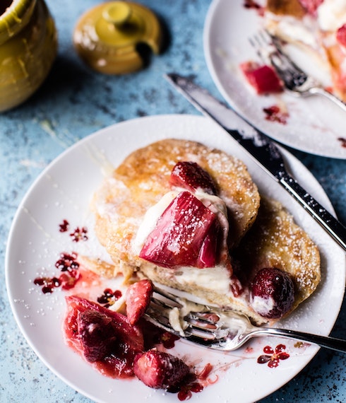 Lemon-Ricotta-Pancakes-with-Whipped-Mascarpone-Roasted-Rhurbarb-10resize